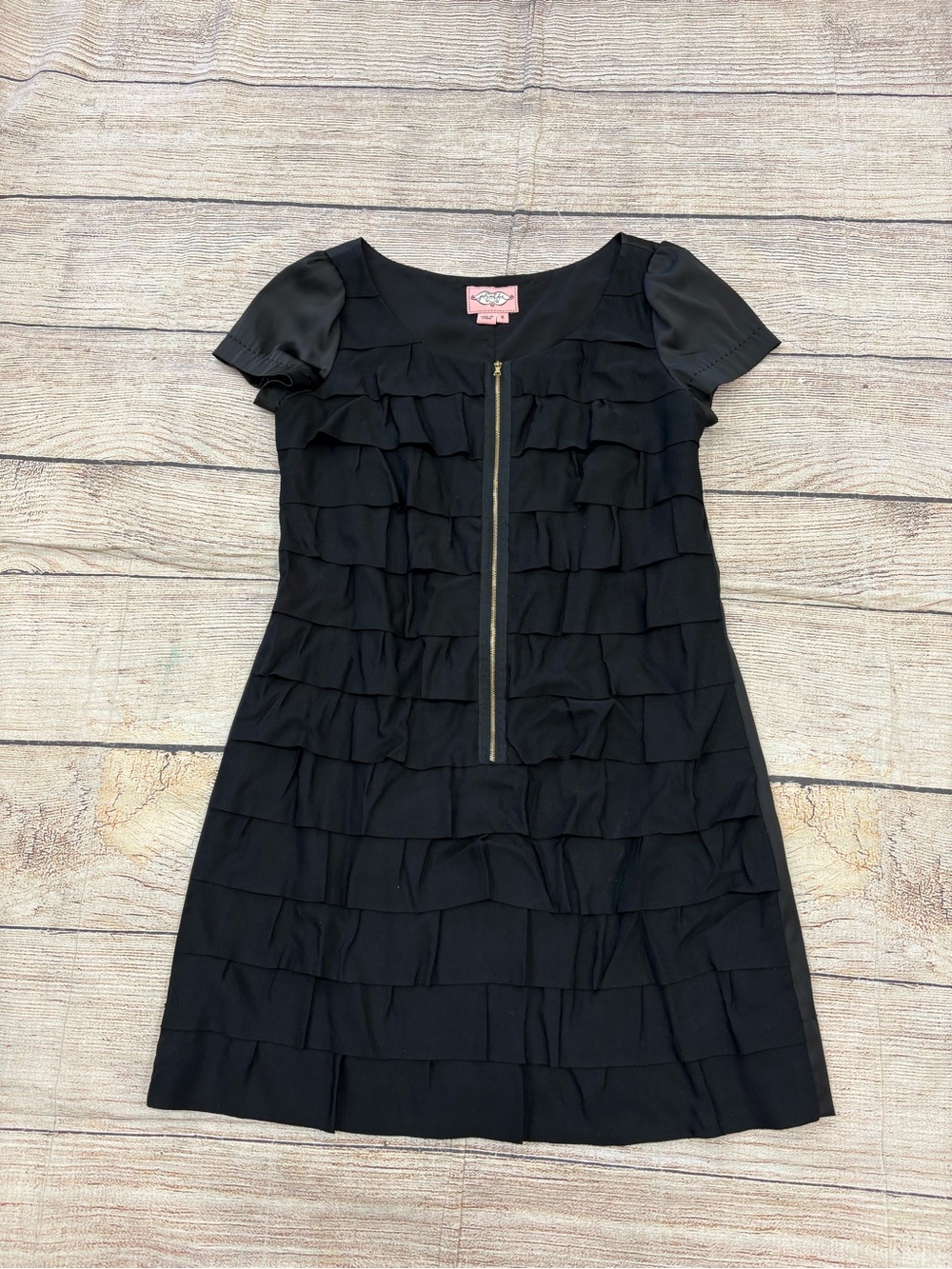 😍 Phoebe Black Ruffle Zip-Front  Dress